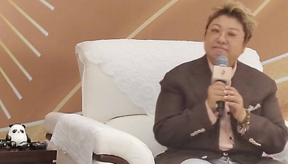 韩红谈“落户”成都：我确实回来了