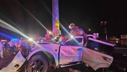 泰国女护士下班偶遇车祸，停车救人，看清脸后崩溃：重伤司机是来接她的男友