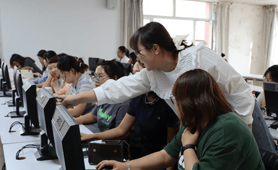 昌邑区开展2025年“基础教育精品课”视频标准与制作技巧专项培训