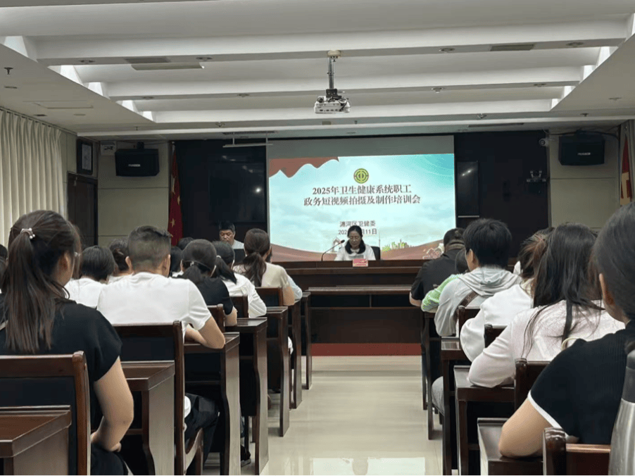 河洛工苑丨宜阳县建材行业工会联合会举办家庭收纳公益课；西工区总工会举办“劳模工匠助企行”活动；瀍河区总工会举办政务短视频培训活动