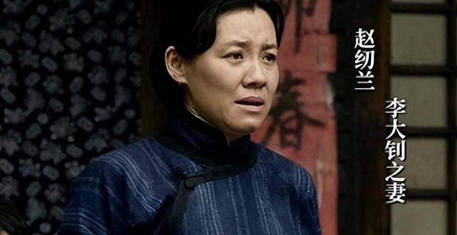 演德华的刘琳,她一直演黄金配角一直没得奖,是观众心里的好演员