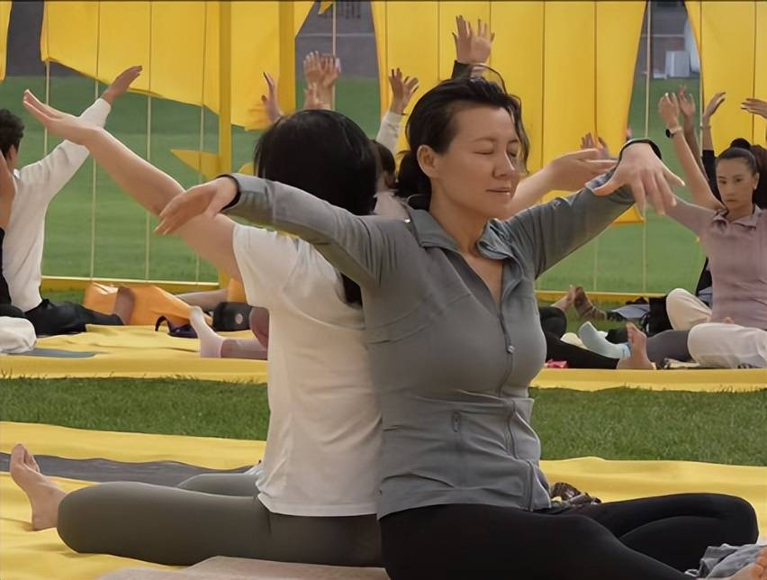 演德华的刘琳,她一直演黄金配角一直没得奖,是观众心里的好演员