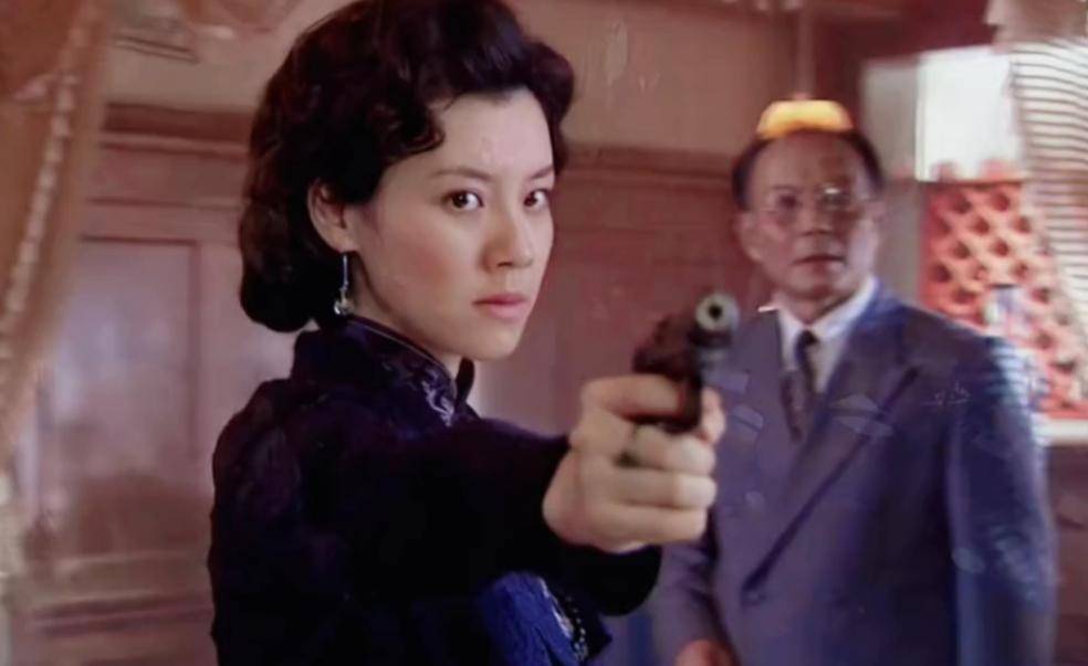 演德华的刘琳,她一直演黄金配角一直没得奖,是观众心里的好演员