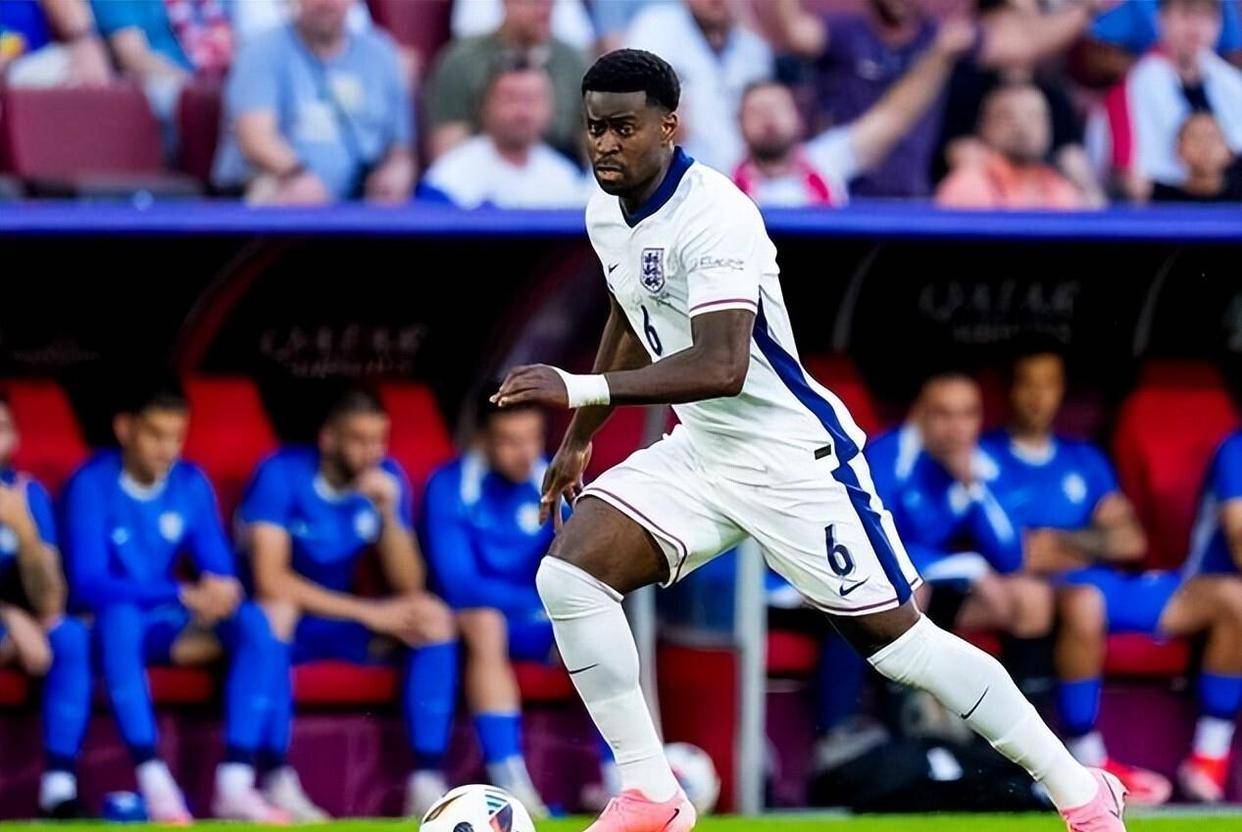 英超重磅消息：一个电话让4500万镑交易彻底泡汤！错失利物浦后回绝续签