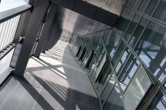 国信证券金融大厦,深圳第一座绿色高层建筑!