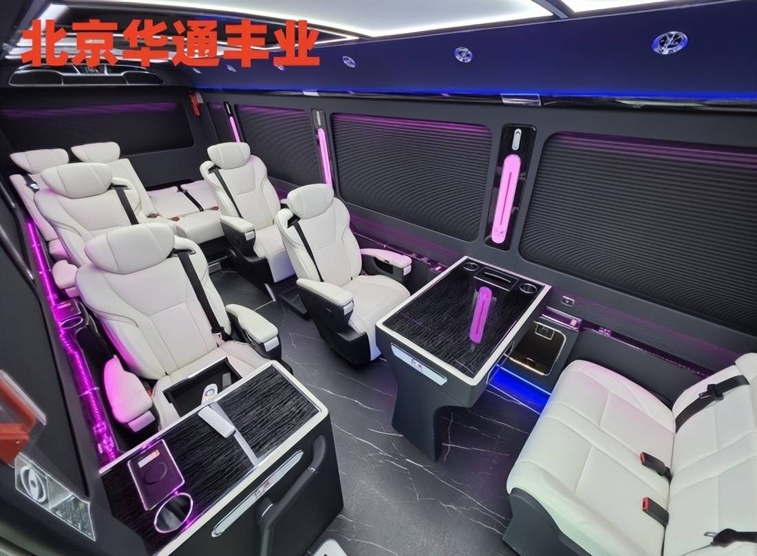 红旗国悦12座价格 北京红旗国悦4s店地址