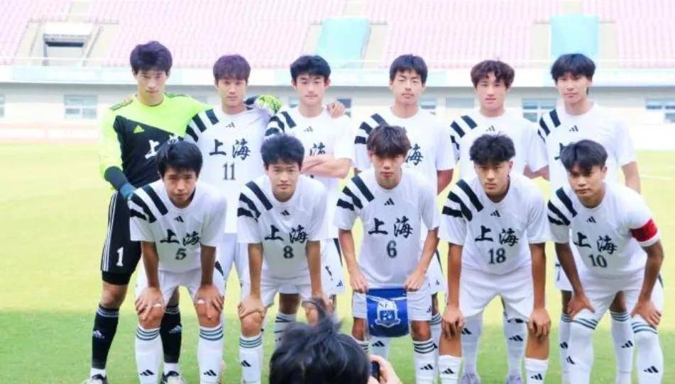 19岁中国小将刘锦程闯葡甲！加盟波尔蒂芒人U23，留洋新篇启幕