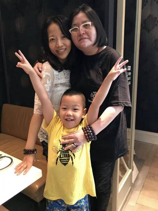 突发!香港知名经纪人卷入侵占8亿遗产风波,帮知名女星养大儿子