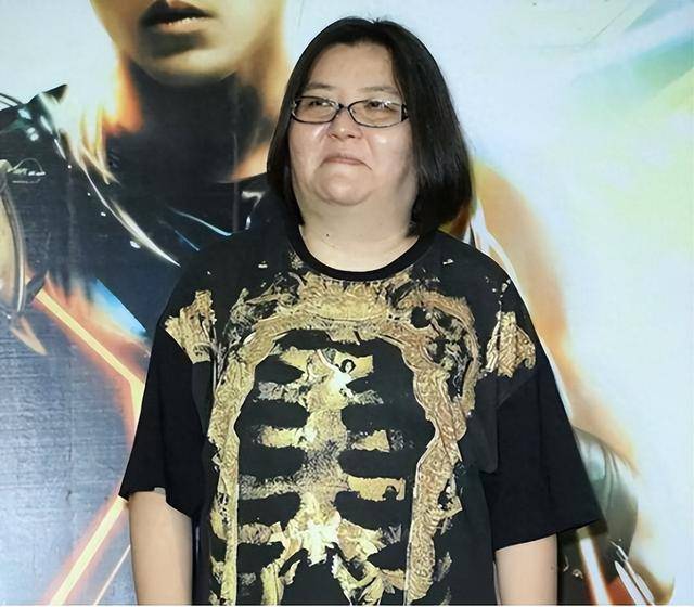 突发!香港知名经纪人卷入侵占8亿遗产风波,帮知名女星养大儿子