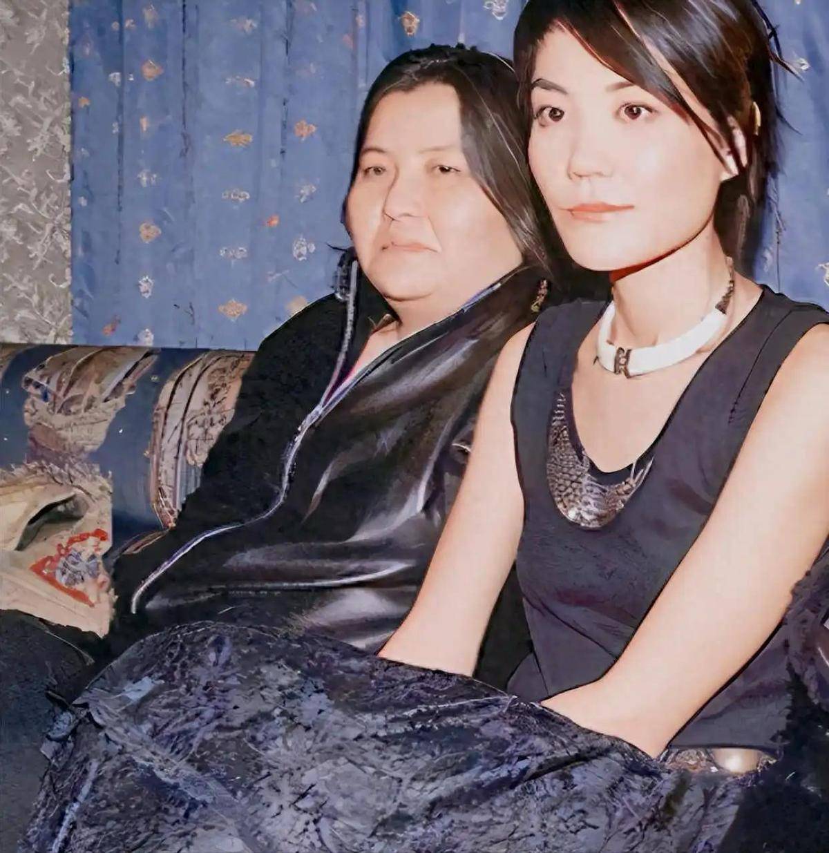 难受!香港知名经纪人卷入8亿遗产风波,帮闺蜜养大儿子