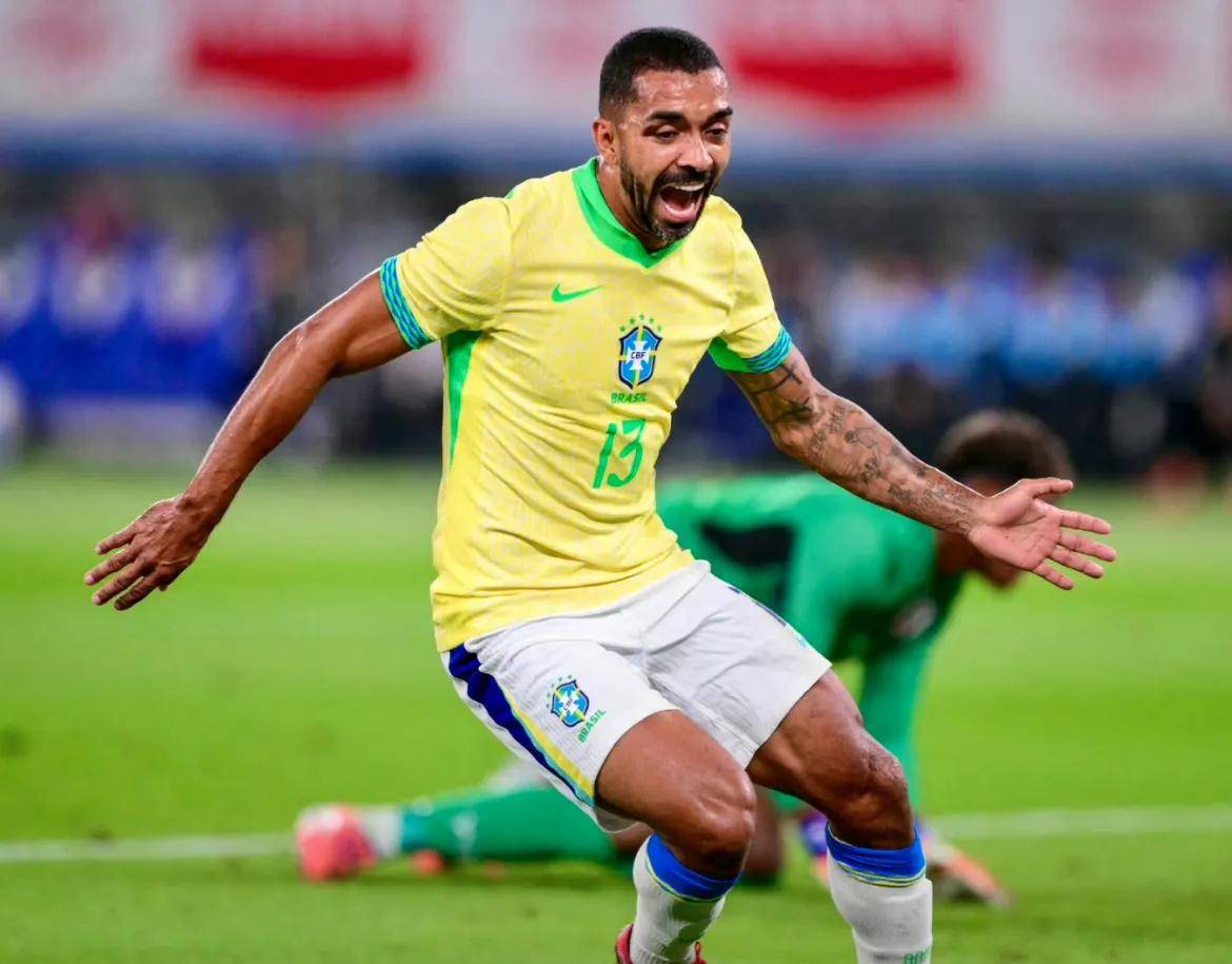 随着巴西2-3日本!诞生三大难以置信!揪出全场最差!