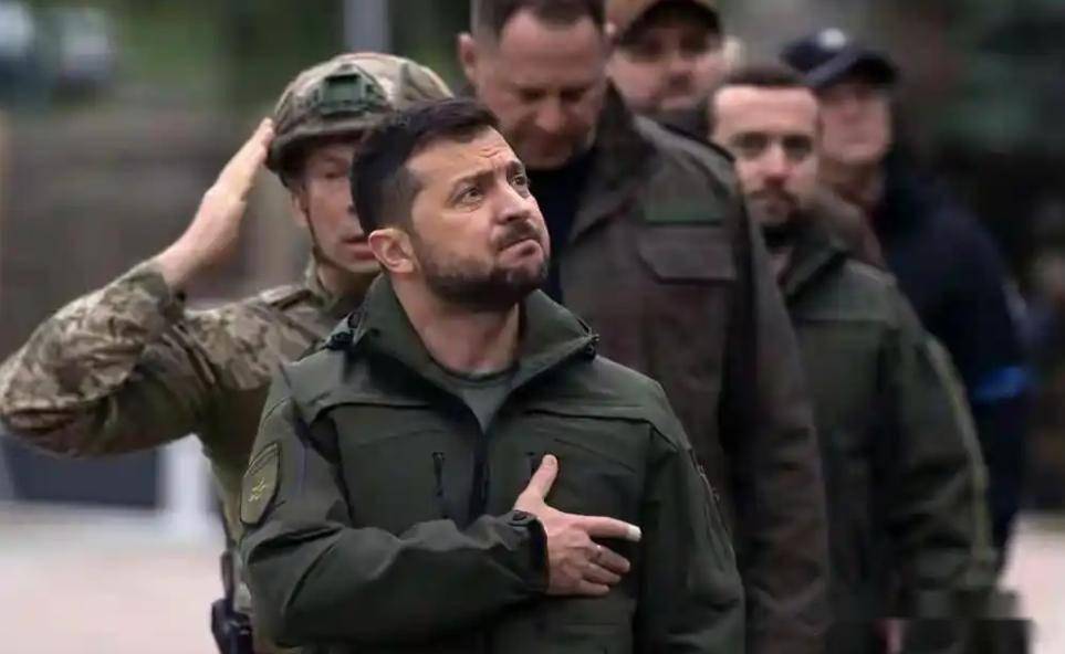 美国将对援助乌克兰的480亿美元进行调查,根据媒体报告称,这笔资金已被泽连斯基转到了自己的私人账号上?