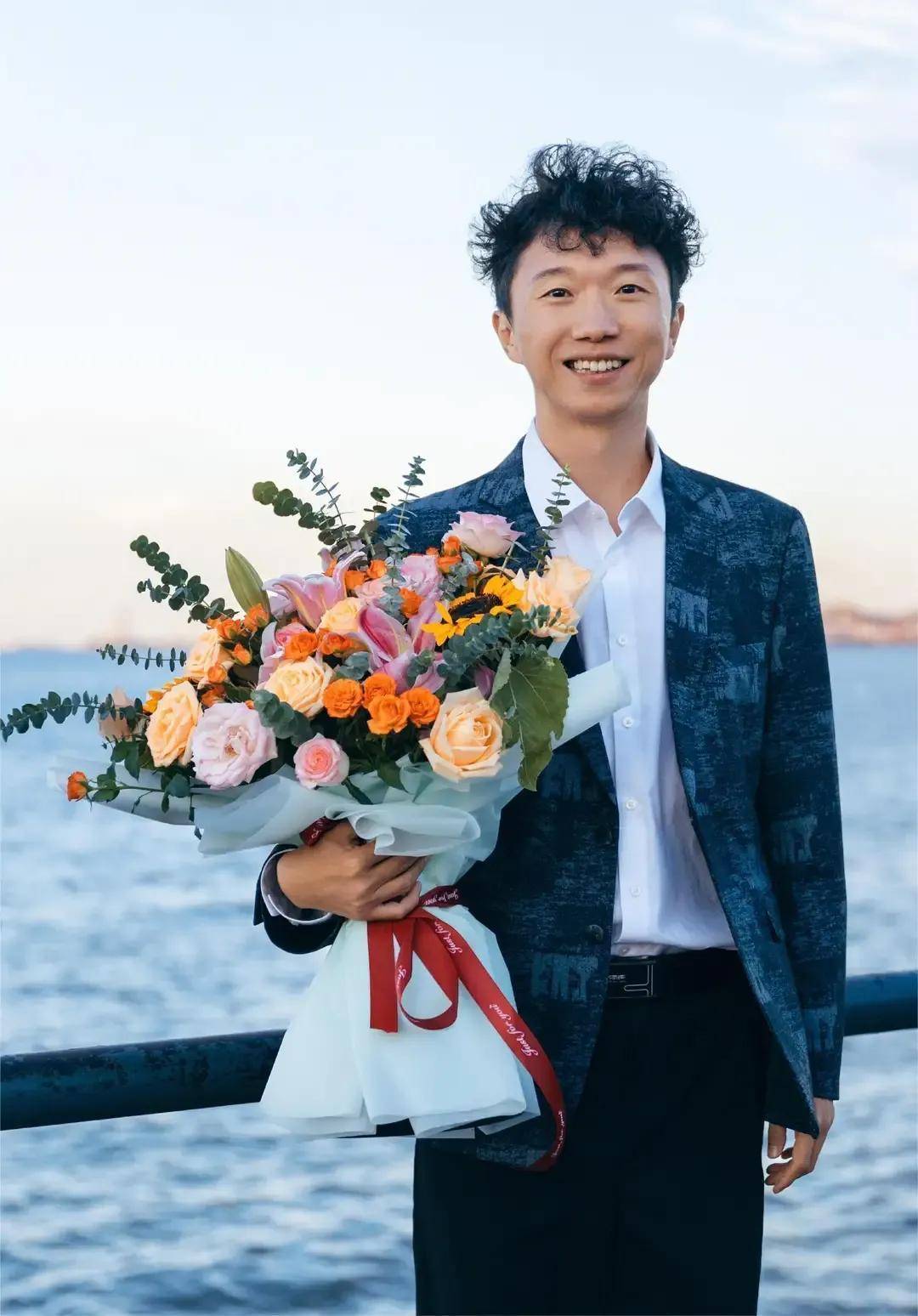 37岁男演员现状：曾搭档孙俪霍建华，住北京四合院却不能上厕所！